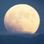 Vision of 3 Moons in the Sky and a Man Coming from Heaven to Earth Vision of 3 Moons in the Sky and a Man Coming from Heaven to Earth